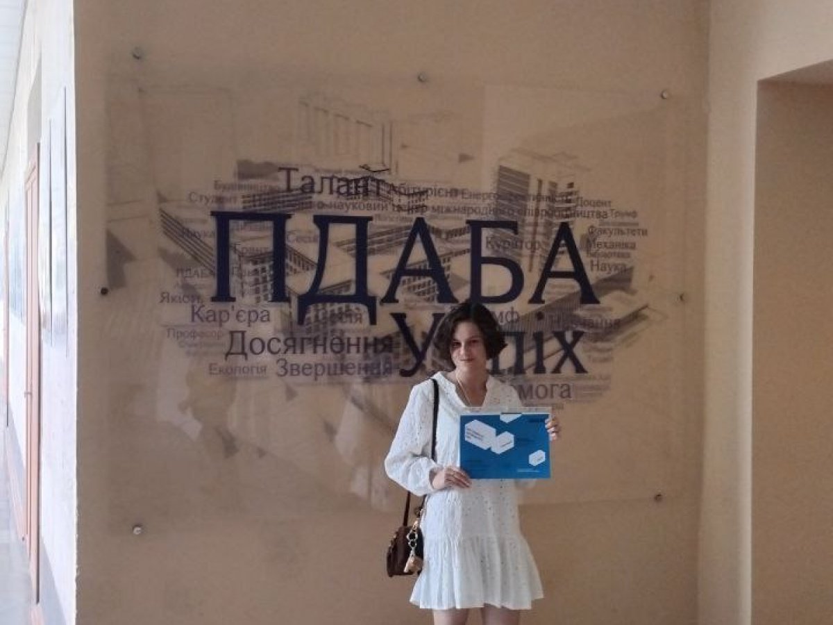 Вручення сертифікатів студентам за курсом Revit від компанії Origin!